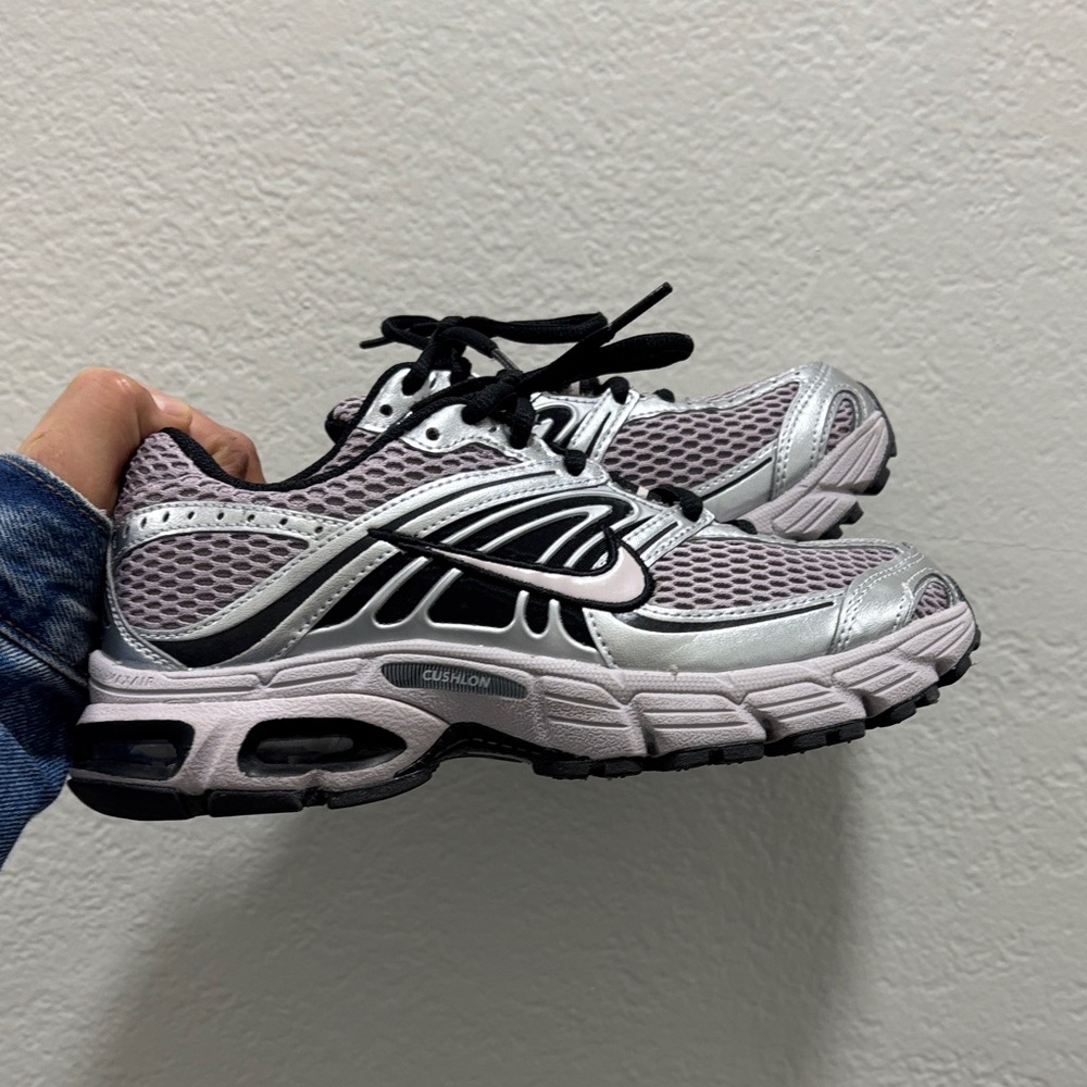 Nike Women's Silver and Black Sneakers MOTO 2K